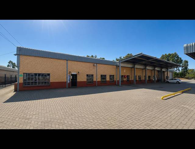 925M² WAREHOUSE TO LET IN WALTLOO